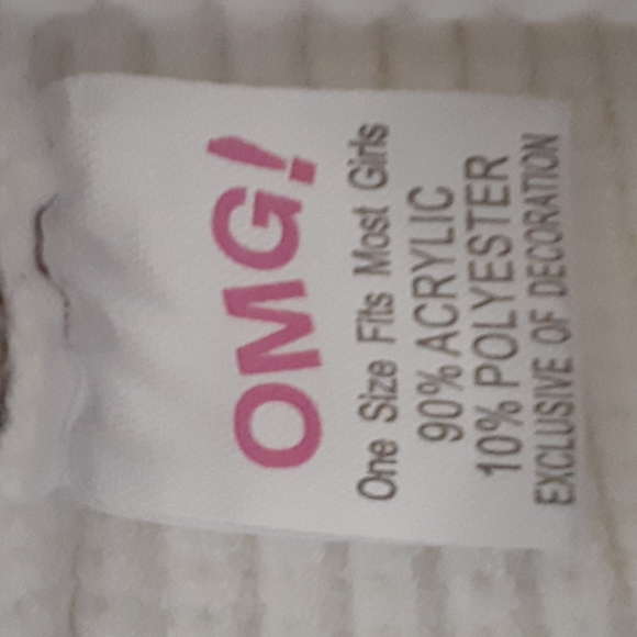 Girls winter hat - Picture 6 of 6